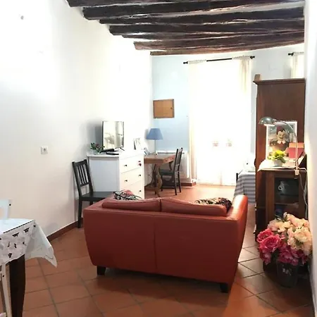 Old Town Marina Apartament *