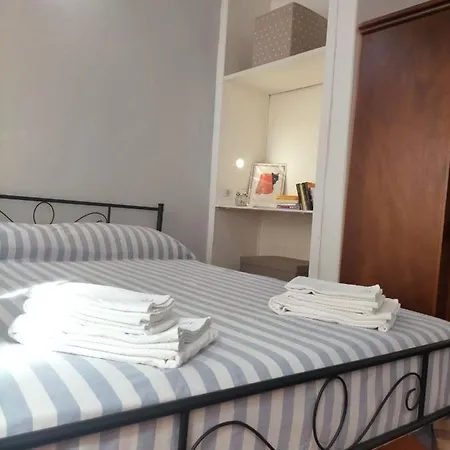 Old Town Marina 公寓 卡利亚里