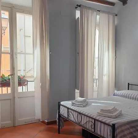 Old Town Marina Apartment
